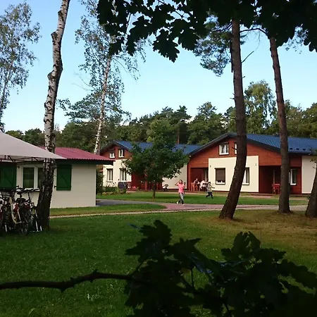 ホリデーパーク Osrodek Wczasowy Wodnik