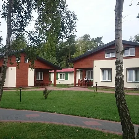 Osrodek Wczasowy Wodnik オストロボ