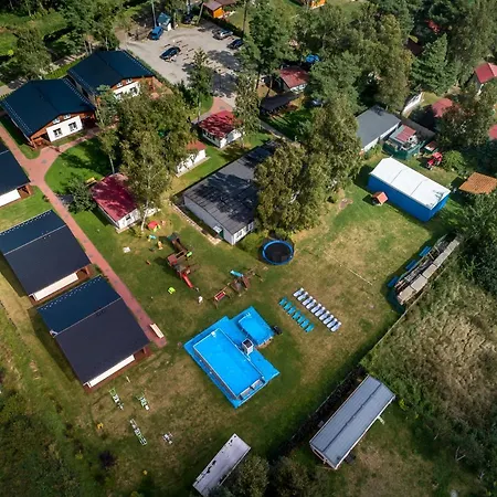 Osrodek Wczasowy Wodnik オストロボ