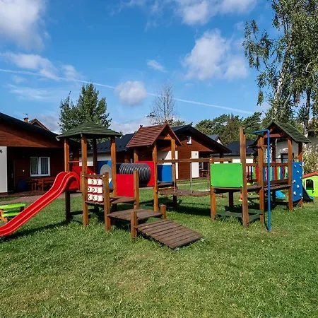 Osrodek Wczasowy Wodnik ホリデーパーク 3*